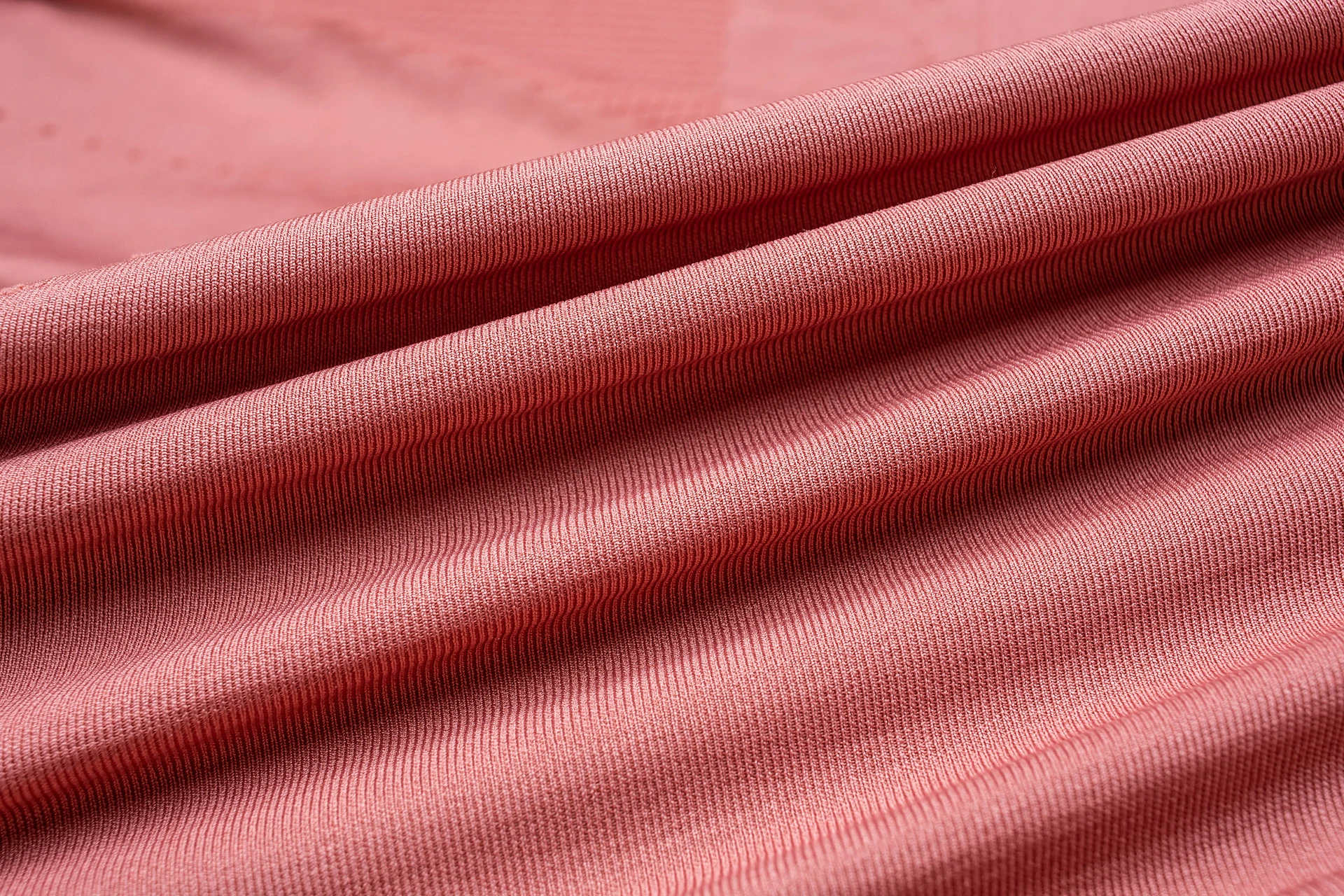 The Versatility of Polyester Stretch Fabric